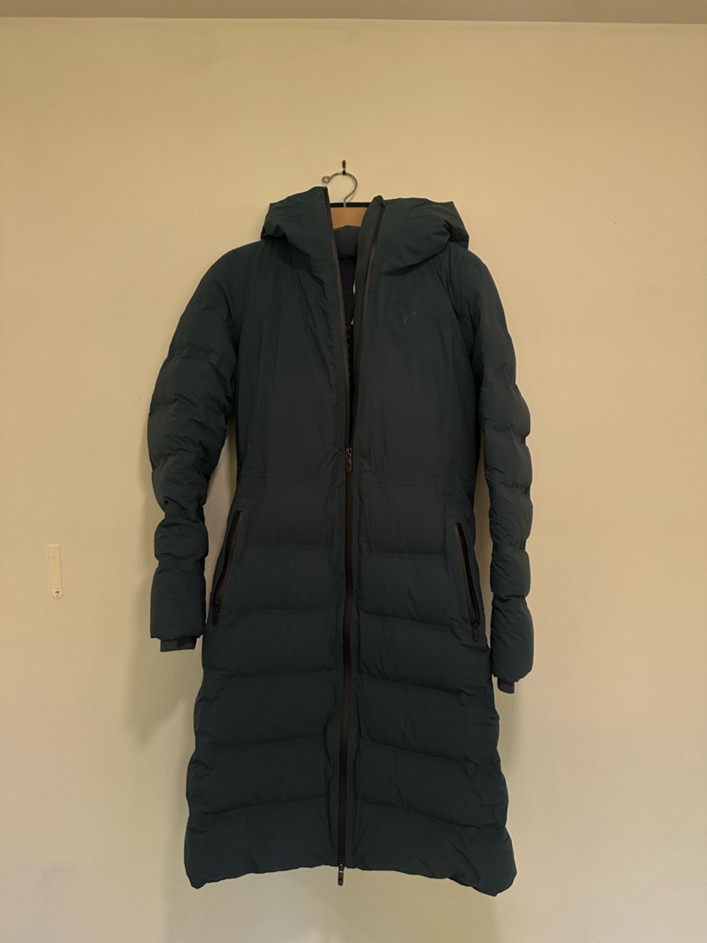 lululemon Sleet Street Long Hooded Puffer Jacket in Blue Slate - Picture 3 of 8